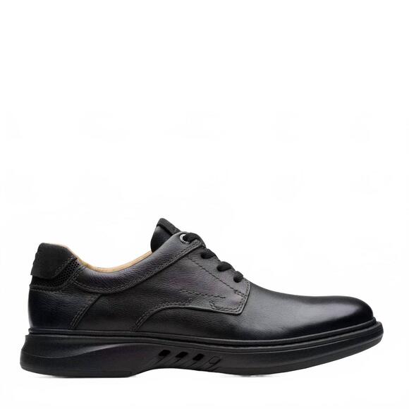 CLARKS Other - NEW CLARKS men's un briley pace shoe in black leather